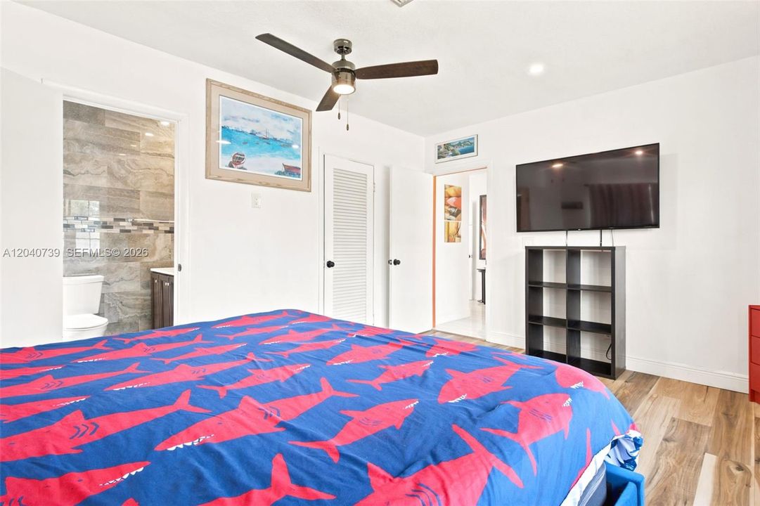 For Rent: $5,500 (3 beds, 3 baths, 1949 Square Feet)