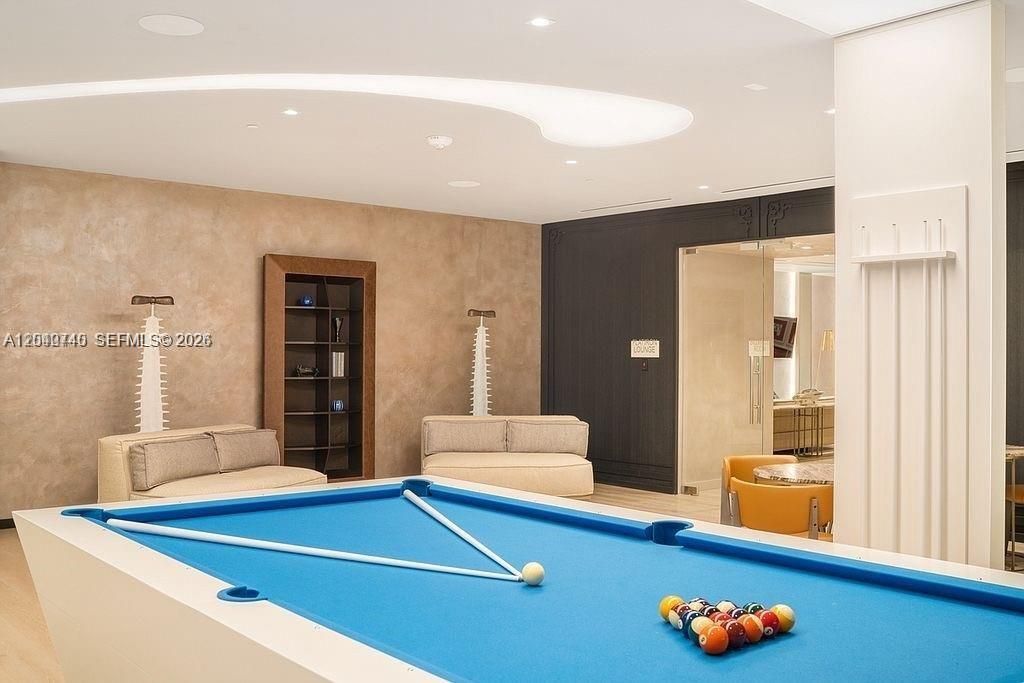 В аренду: $13,000 (3 спален, 3 ванн, 1685 Квадратных фут)