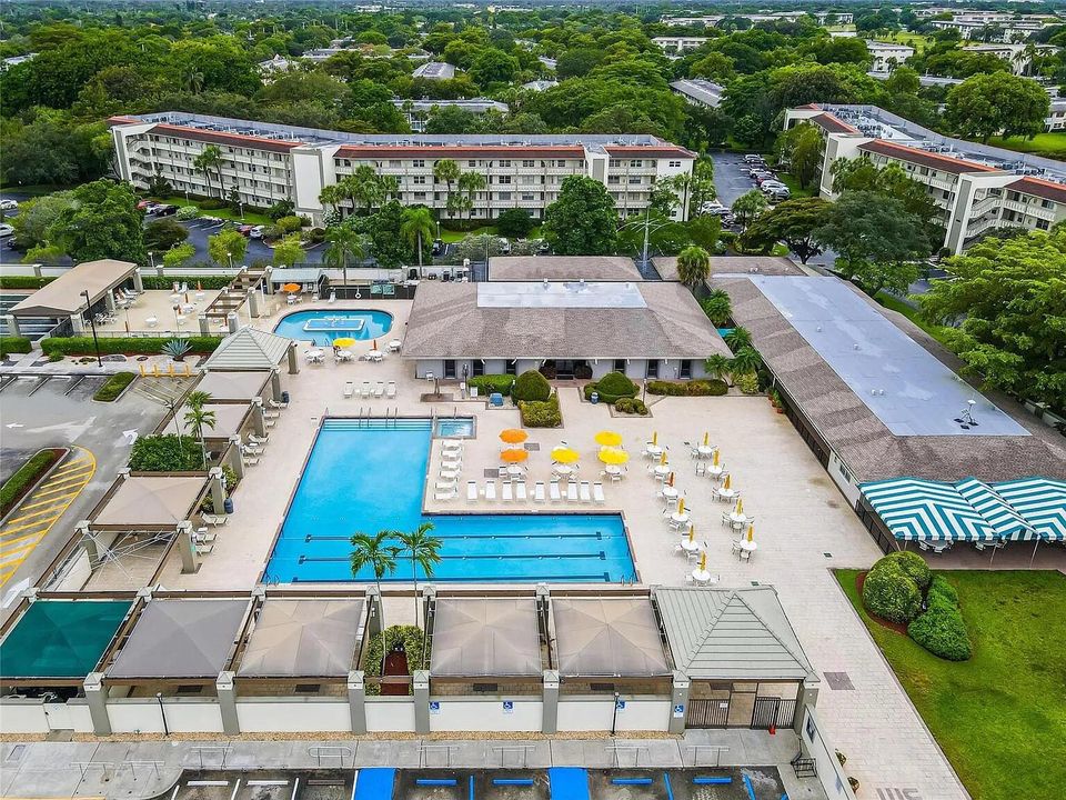 pool_aerial_hi_res