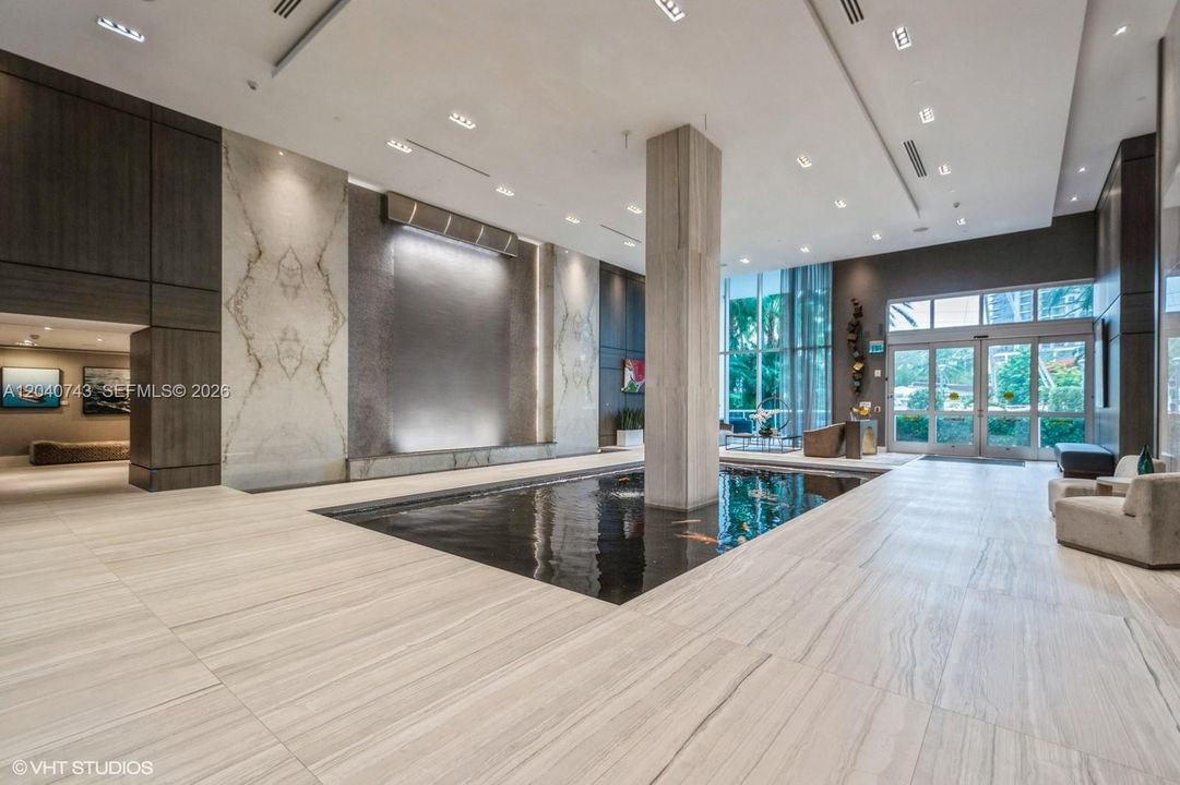 For Sale: $1,100,000 (2 beds, 2 baths, 1869 Square Feet)