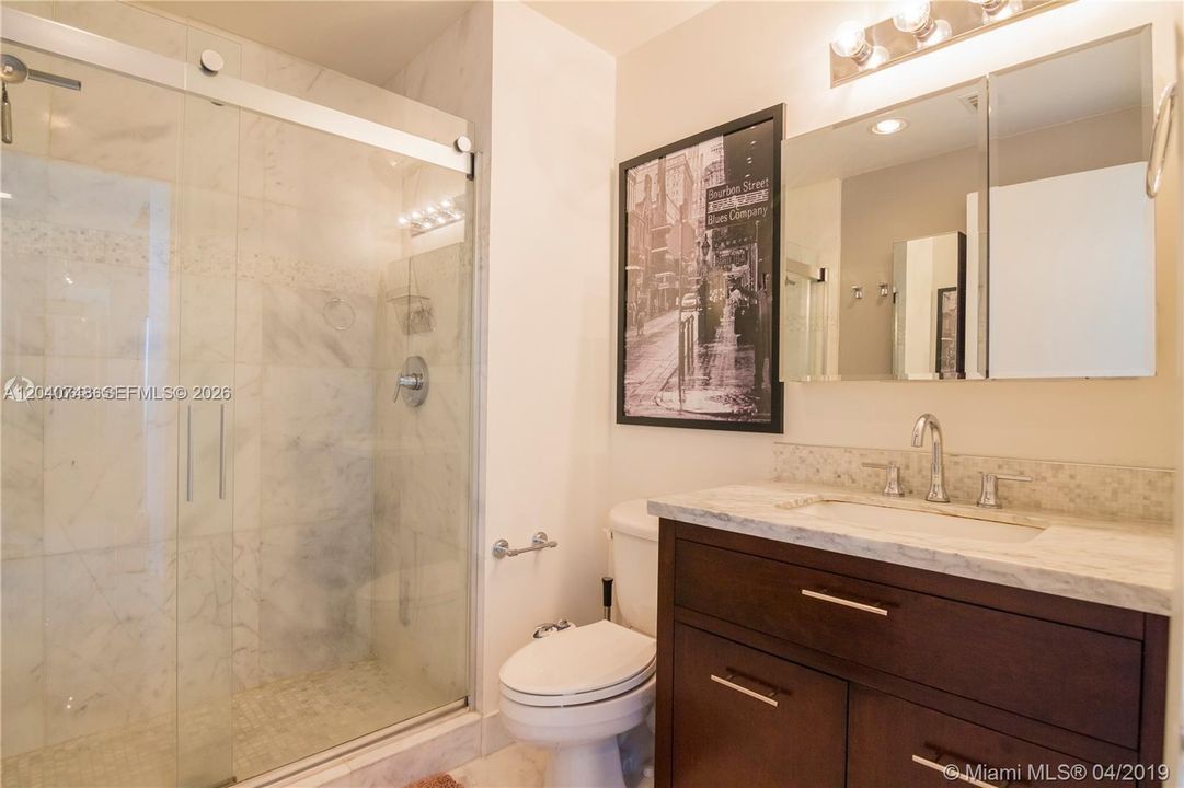 For Sale: $499,900 (2 beds, 2 baths, 1020 Square Feet)