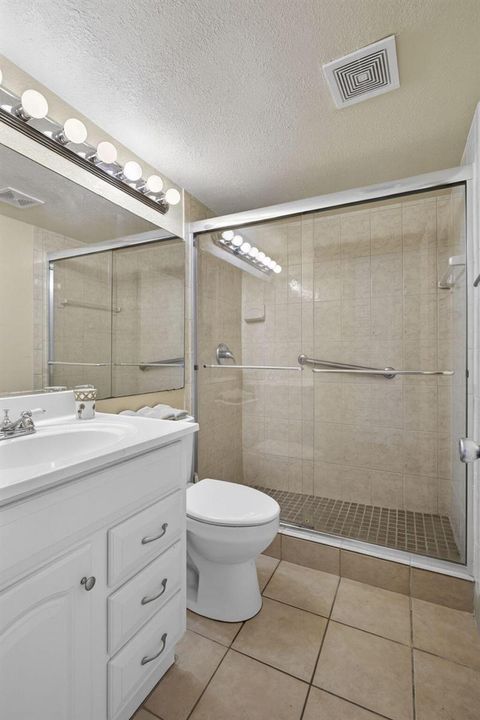 Walk in large shower