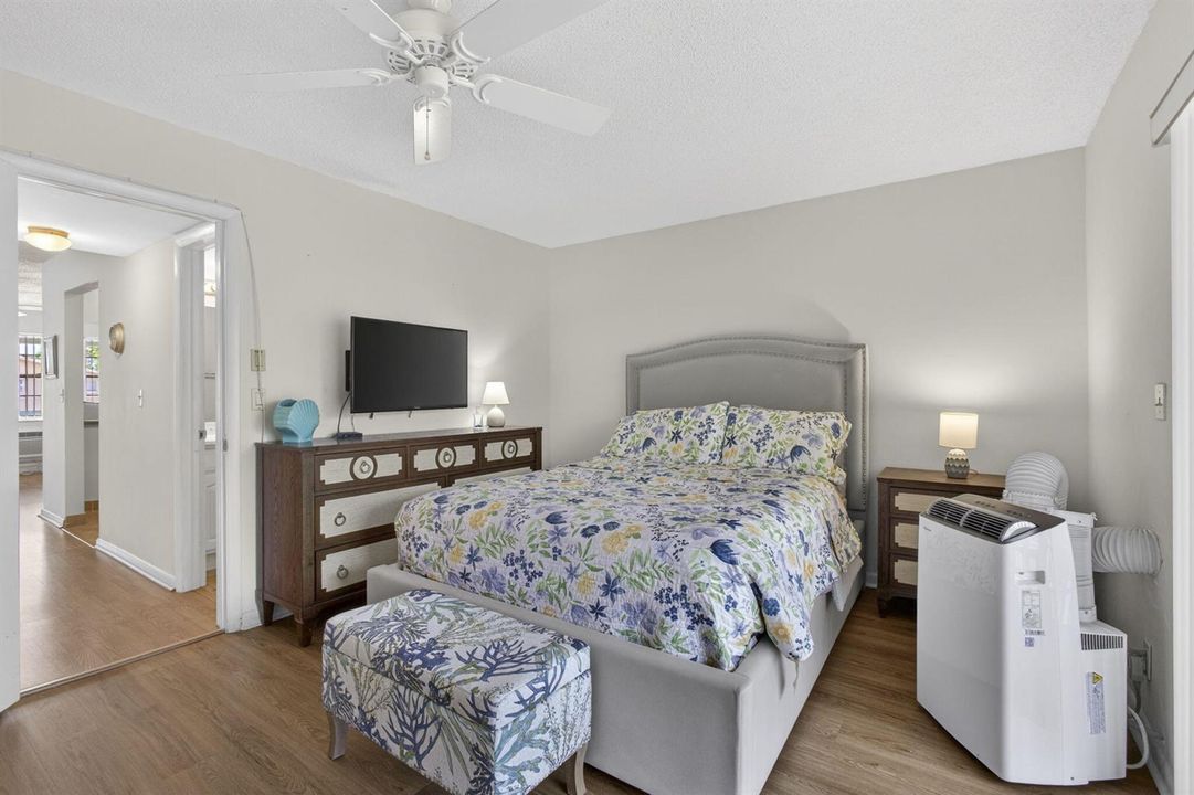 Nicly furnished, just move right in