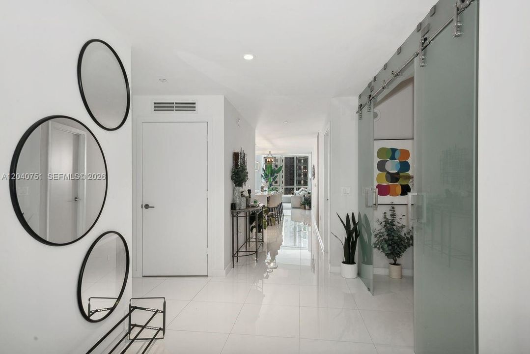 En Renta: $12,500 (3 camas, 4 baños, 2188 Pies cuadrados)