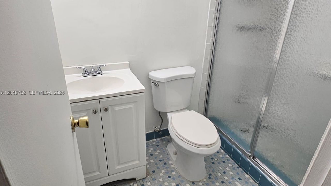 En Renta: $2,350 (2 camas, 1 baños, 1184 Pies cuadrados)