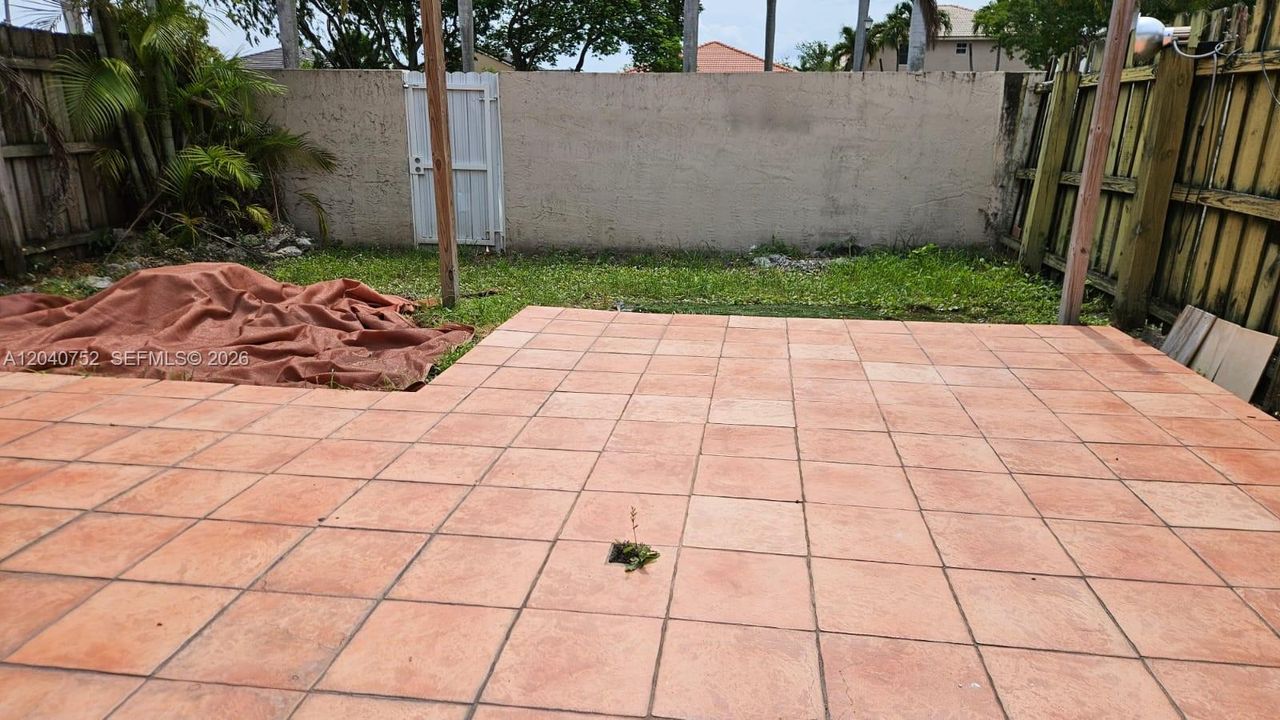 En Renta: $2,350 (2 camas, 1 baños, 1184 Pies cuadrados)