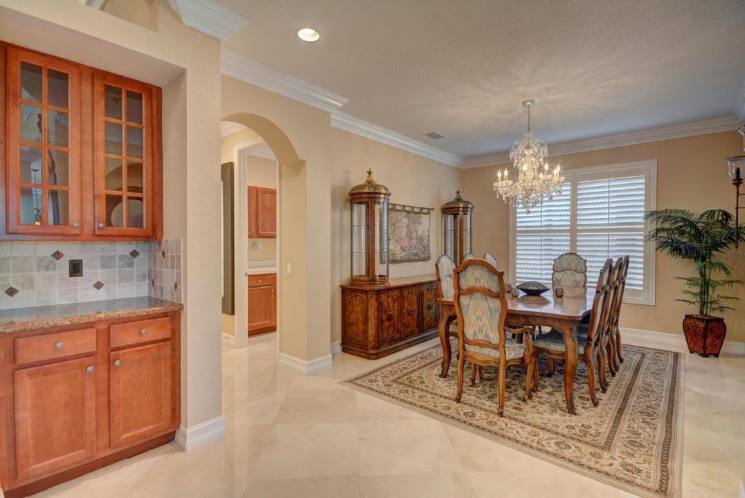 Formal Dining