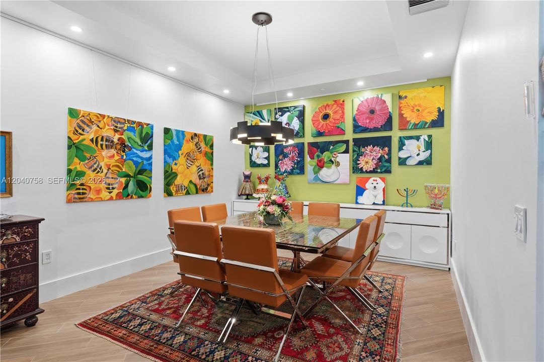 For Sale: $1,995,000 (3 beds, 3 baths, 3780 Square Feet)