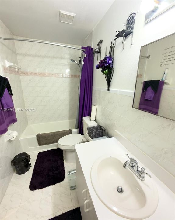 For Sale: $579,000 (4 beds, 2 baths, 1464 Square Feet)