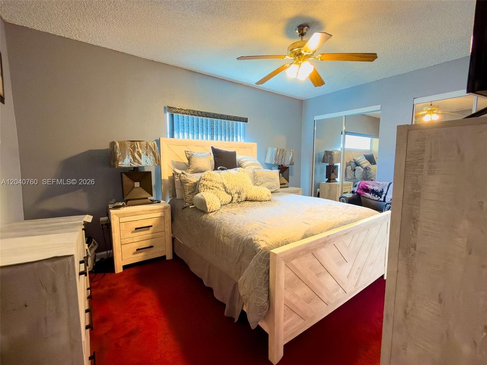 For Sale: $579,000 (4 beds, 2 baths, 1464 Square Feet)
