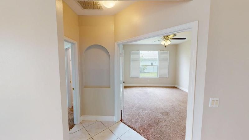 895-SW-Lake-Charles-Circle-06122026_1226