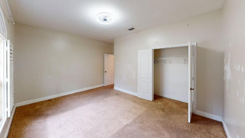 895-SW-Lake-Charles-Circle-Bedroom 3