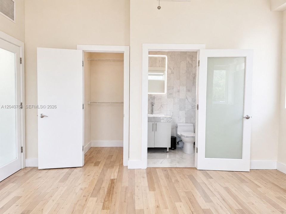 En Renta: $3,100 (1 camas, 1 baños, 1068 Pies cuadrados)