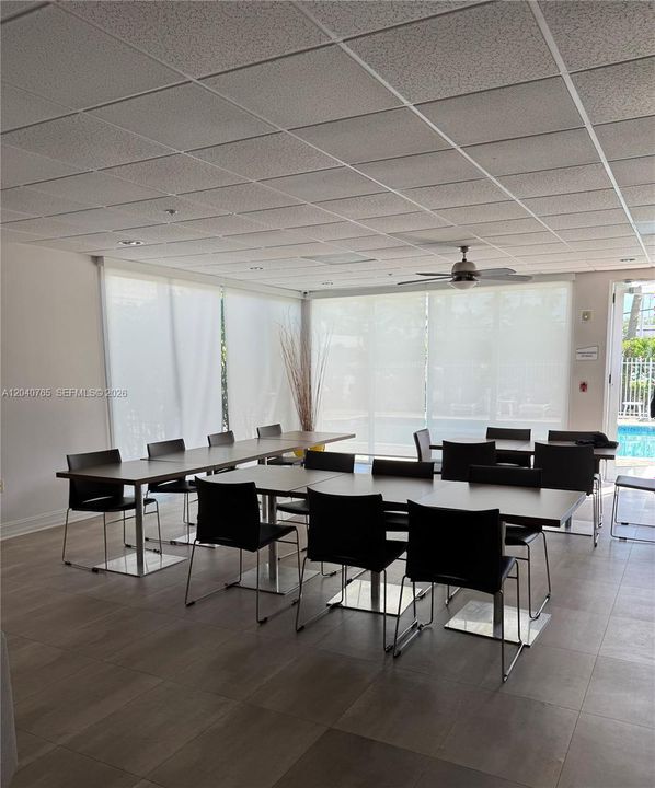 Spacious rec with kitchen