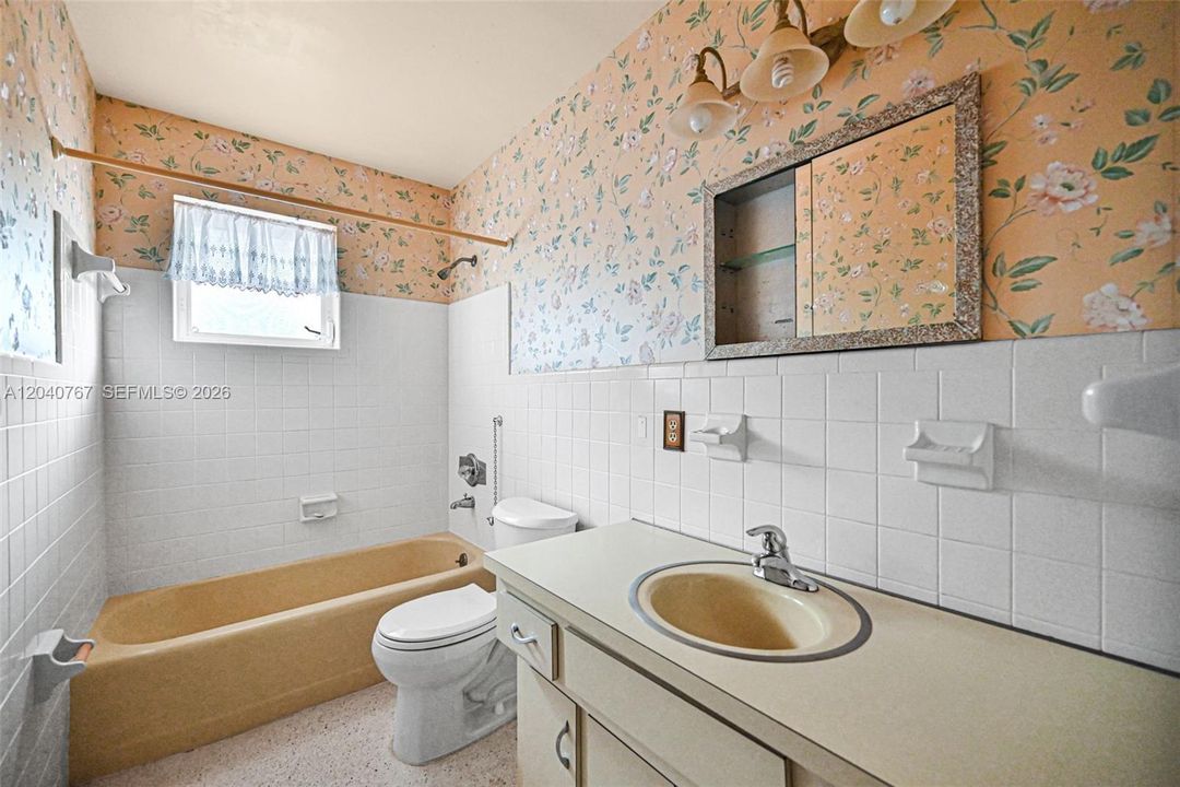 For Sale: $675,000 (4 beds, 3 baths, 2148 Square Feet)