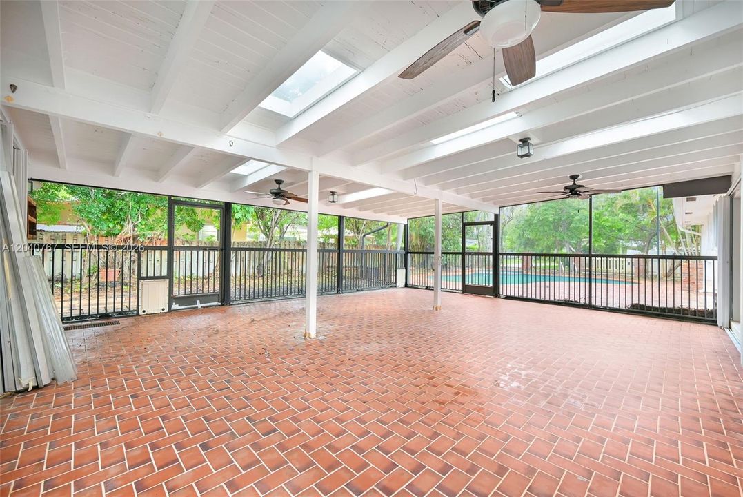 For Sale: $675,000 (4 beds, 3 baths, 2148 Square Feet)