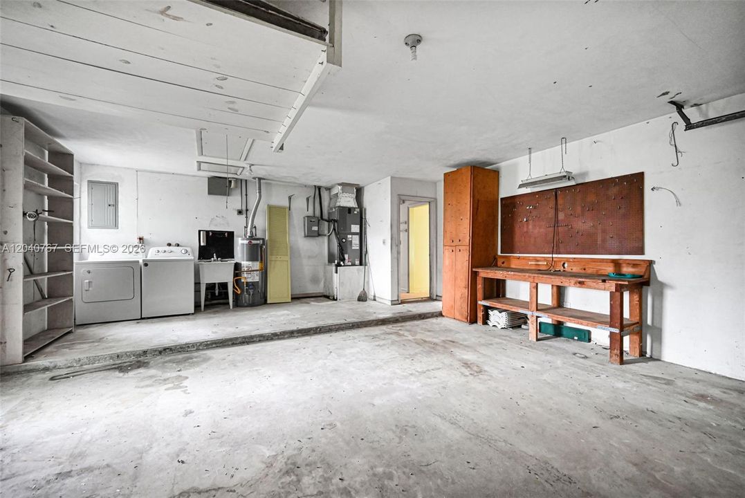 For Sale: $675,000 (4 beds, 3 baths, 2148 Square Feet)