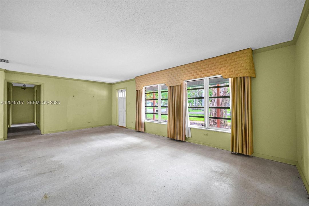 For Sale: $675,000 (4 beds, 3 baths, 2148 Square Feet)