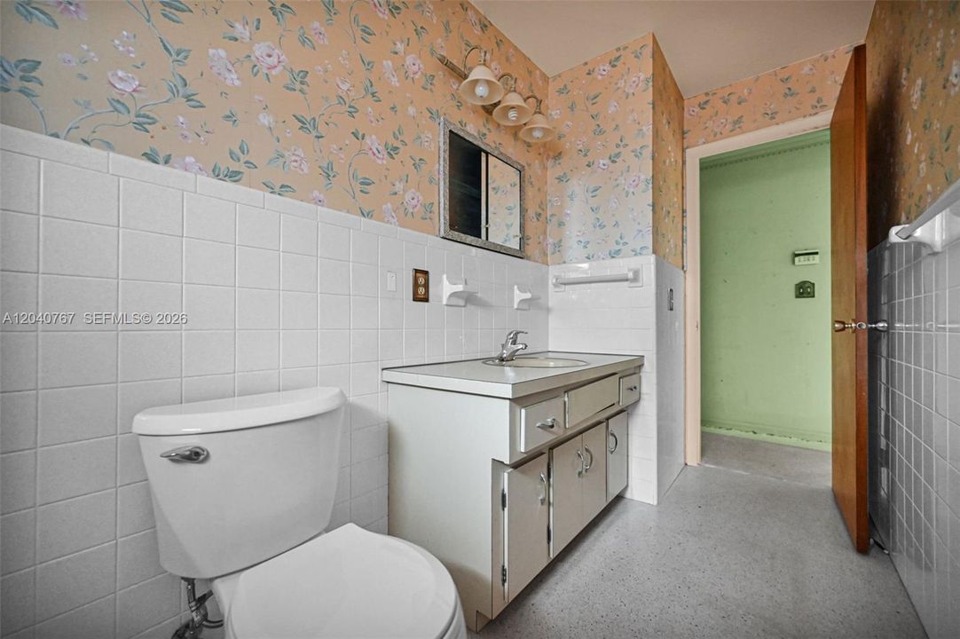 For Sale: $675,000 (4 beds, 3 baths, 2148 Square Feet)