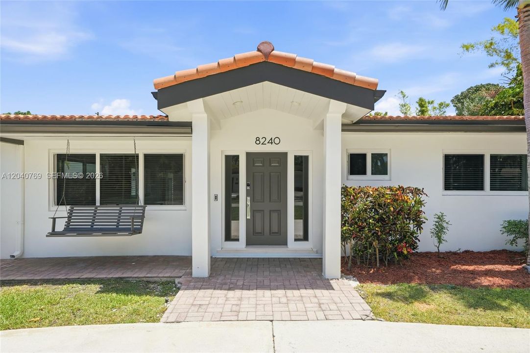 For Sale: $1,549,000 (4 beds, 2 baths, 2382 Square Feet)