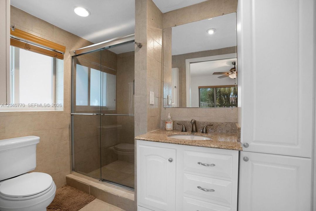 В аренду: $3,650 (2 спален, 2 ванн, 1492 Квадратных фут)