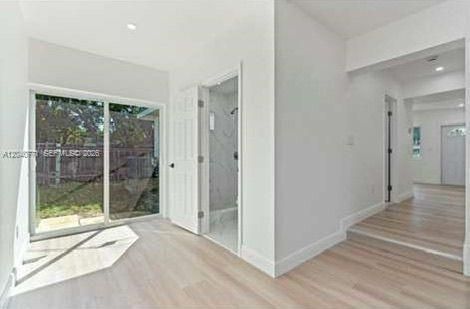 For Rent: $3,900 (4 beds, 3 baths, 1833 Square Feet)