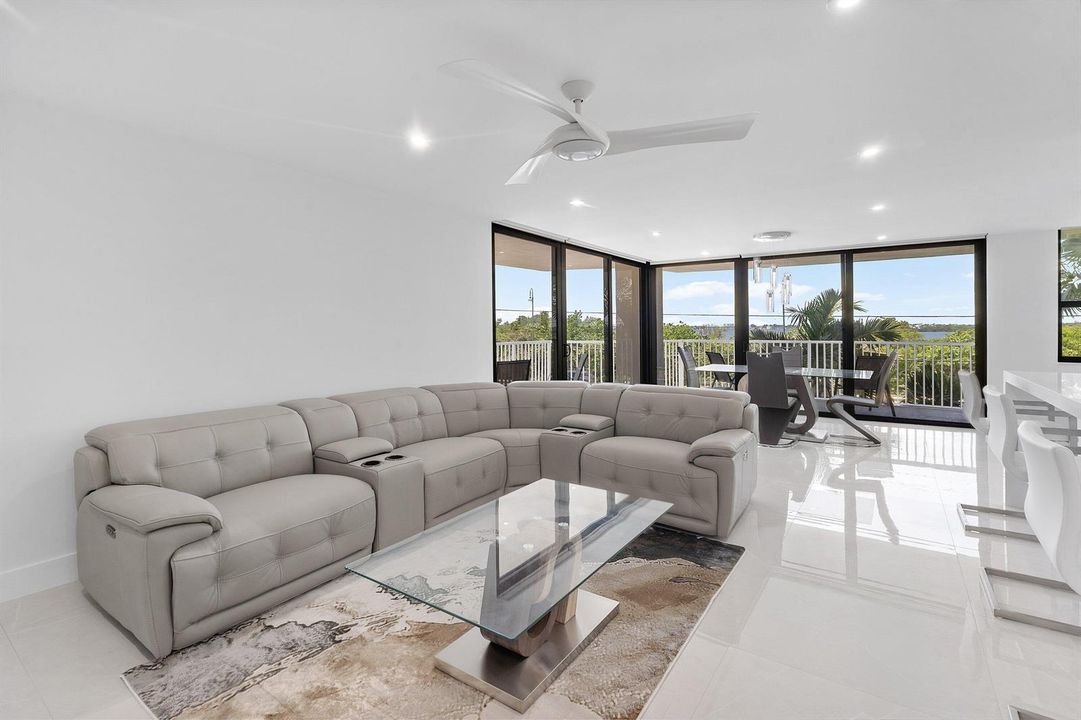 Reclining Sectional