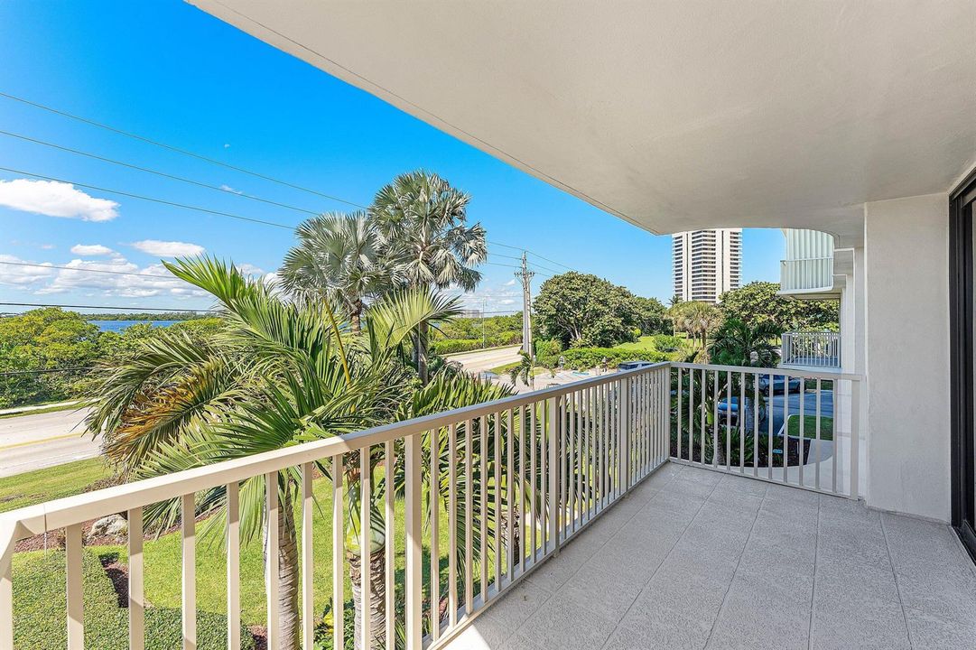 Intracoastal Views