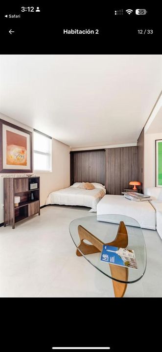 For Rent: $5,000 (1 beds, 1 baths, 1052 Square Feet)