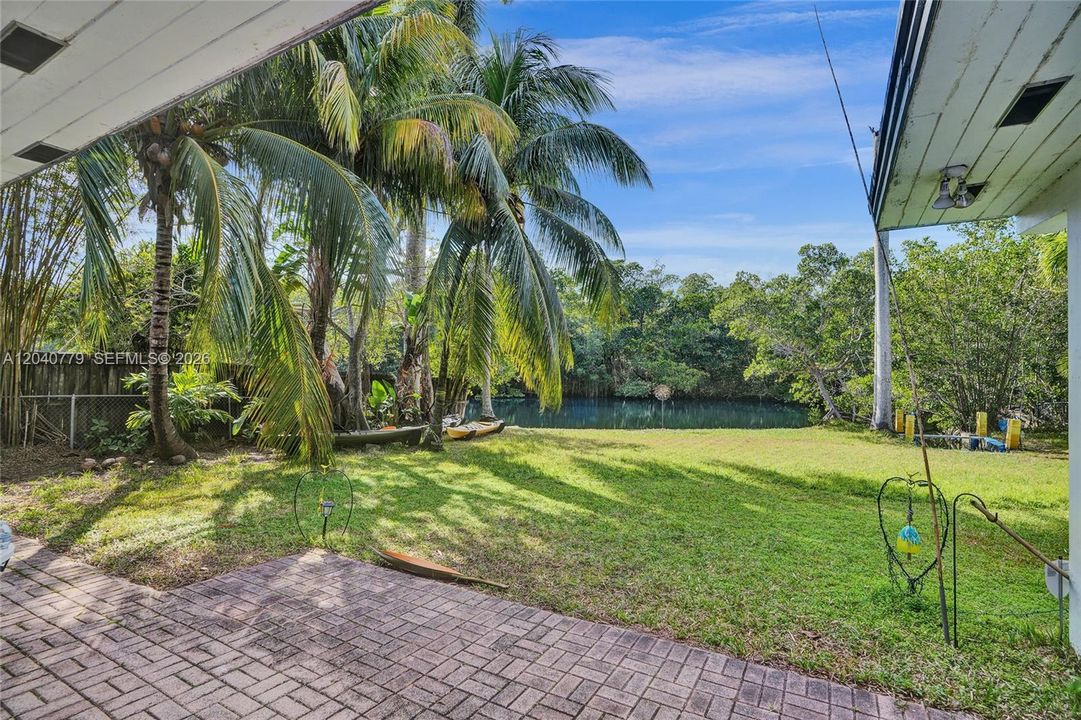 For Sale: $1,195,000 (0.25 acres)