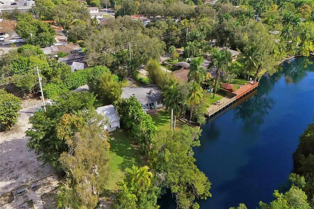 For Sale: $1,195,000 (0.25 acres)