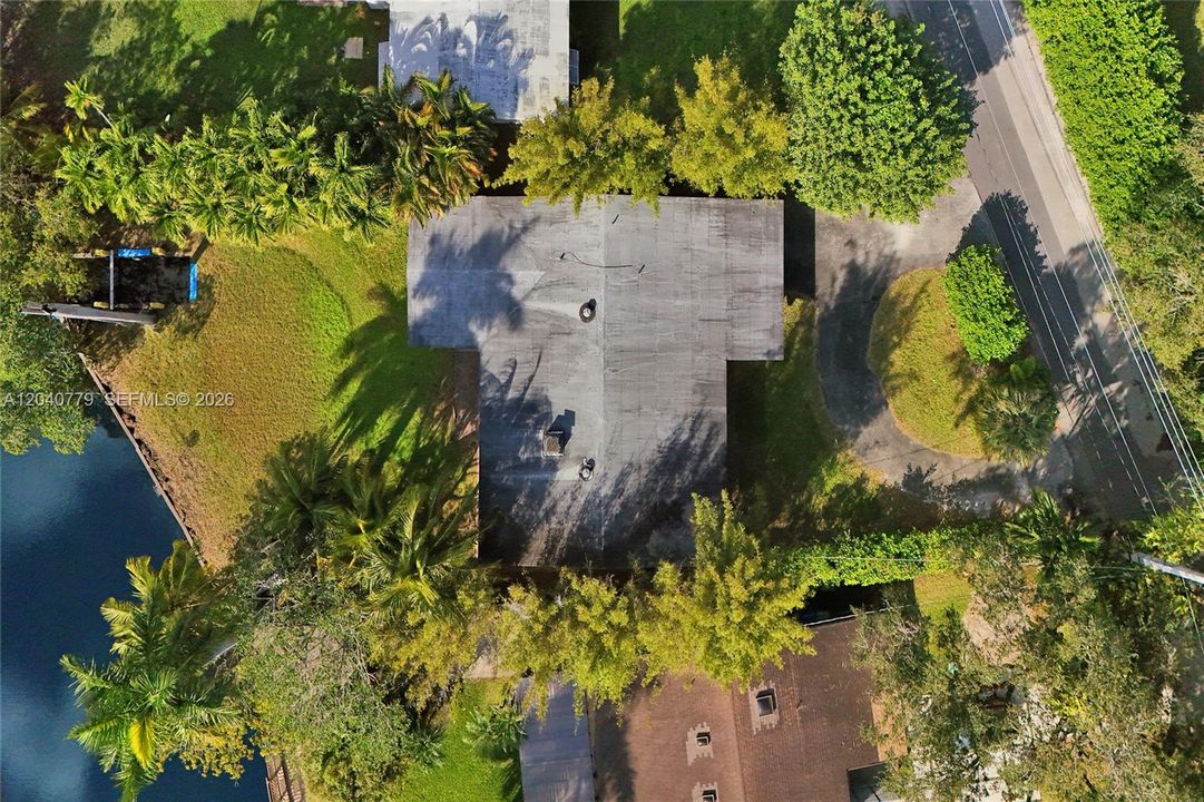 For Sale: $1,195,000 (0.25 acres)