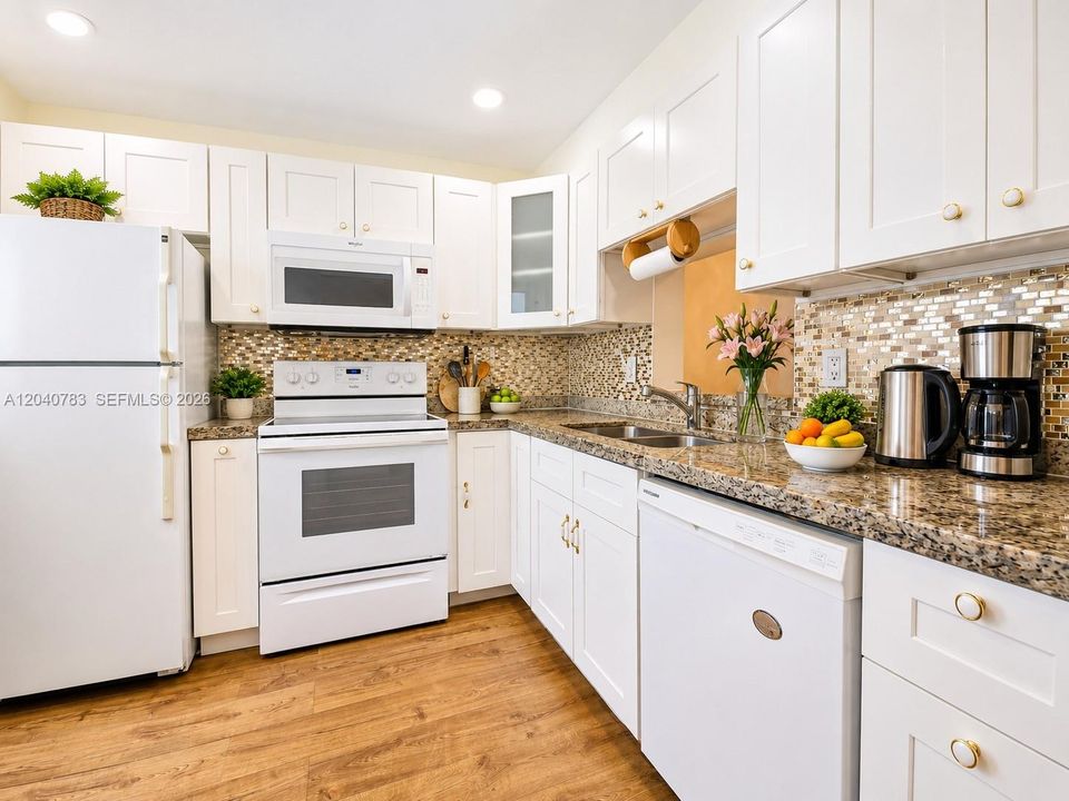 For Rent: $1,759 (1 beds, 1 baths, 847 Square Feet)