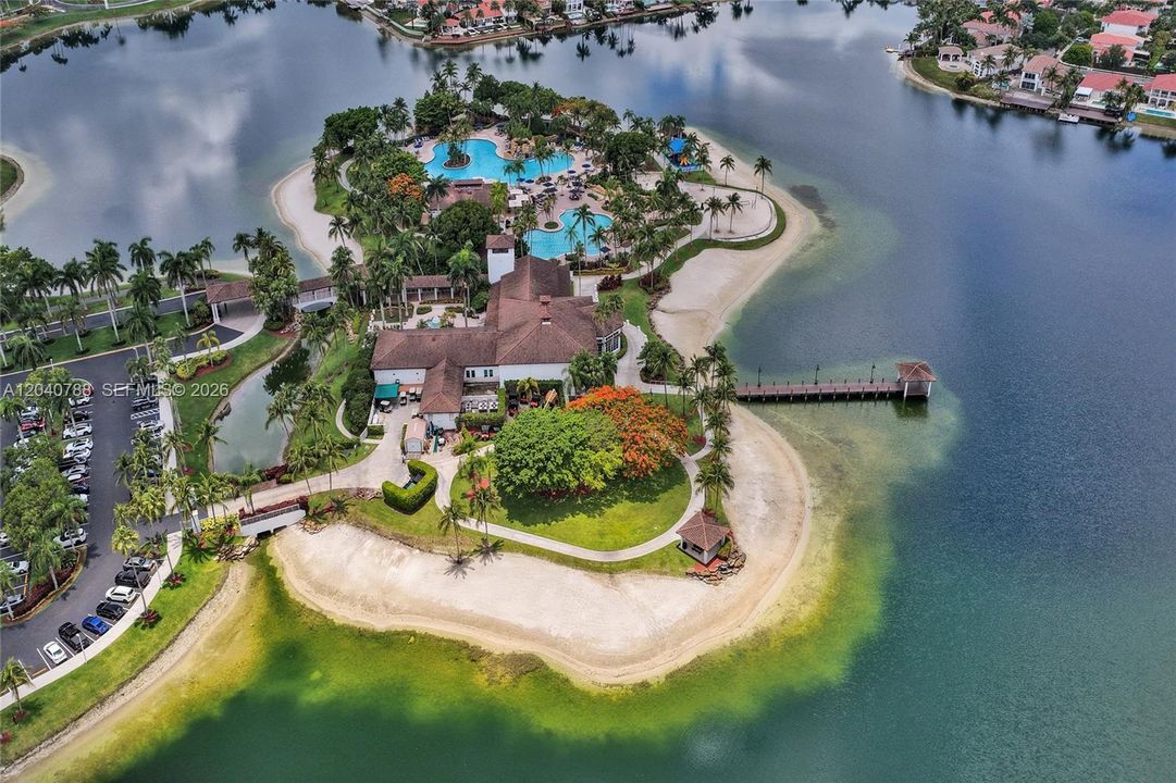 For Sale: $1,794,000 (6 beds, 5 baths, 3052 Square Feet)