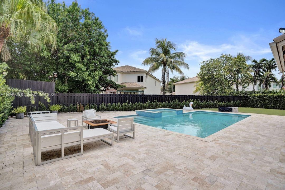 For Sale: $1,794,000 (6 beds, 5 baths, 3052 Square Feet)