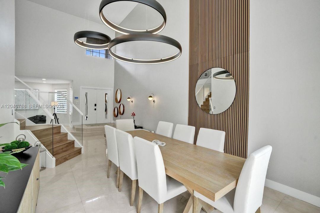 For Sale: $1,794,000 (6 beds, 5 baths, 3052 Square Feet)