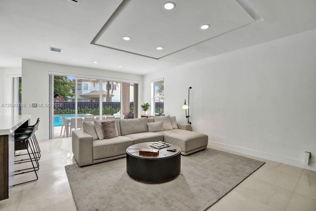 For Sale: $1,794,000 (6 beds, 5 baths, 3052 Square Feet)