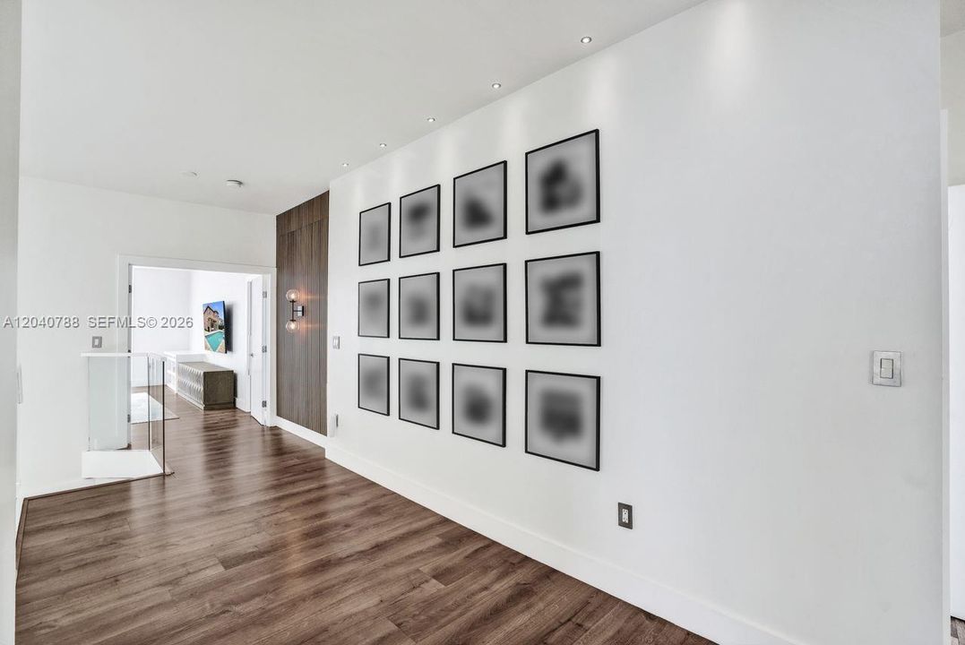 For Sale: $1,794,000 (6 beds, 5 baths, 3052 Square Feet)