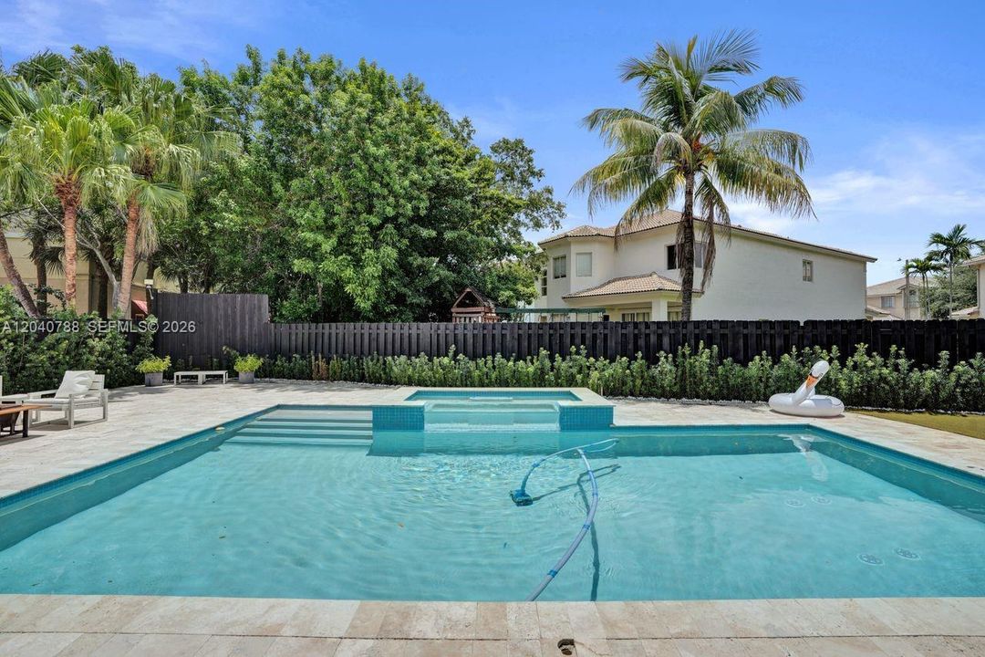 For Sale: $1,794,000 (6 beds, 5 baths, 3052 Square Feet)
