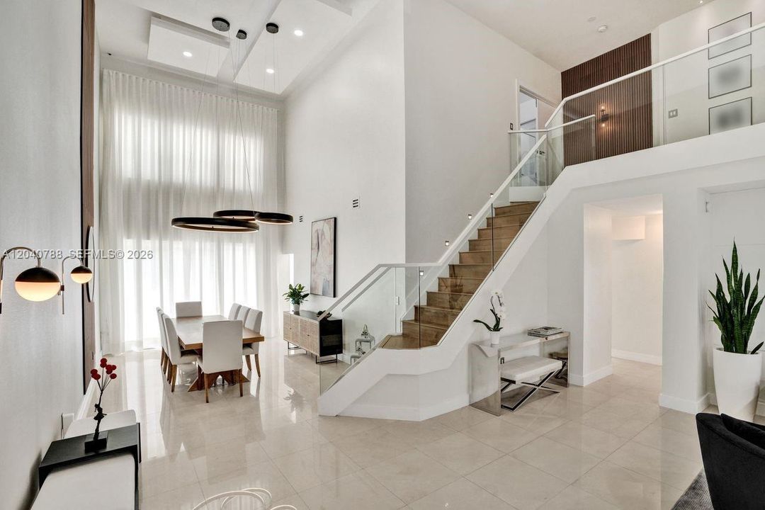 For Sale: $1,794,000 (6 beds, 5 baths, 3052 Square Feet)