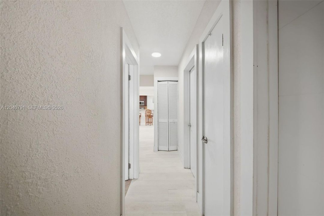 На продажу: $599,000 (3 спален, 2 ванн, 1490 Квадратных фут)
