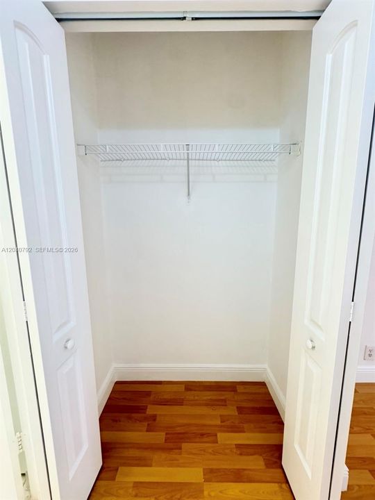 For Rent: $2,200 (1 beds, 2 baths, 1104 Square Feet)