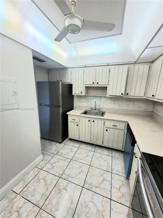 For Rent: $1,500 (1 beds, 1 baths, 790 Square Feet)