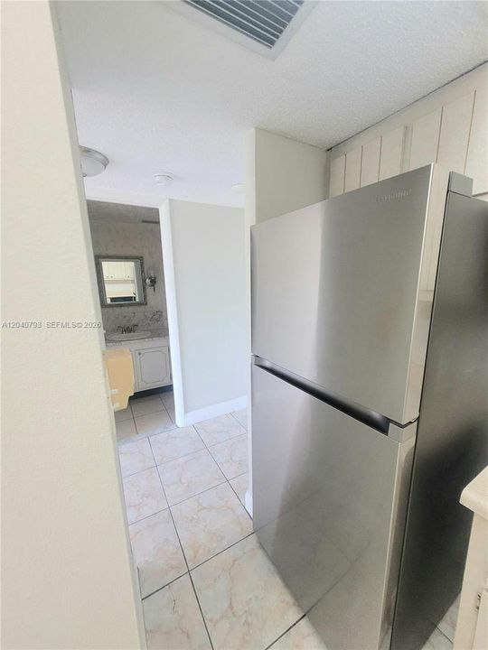 For Rent: $1,500 (1 beds, 1 baths, 790 Square Feet)