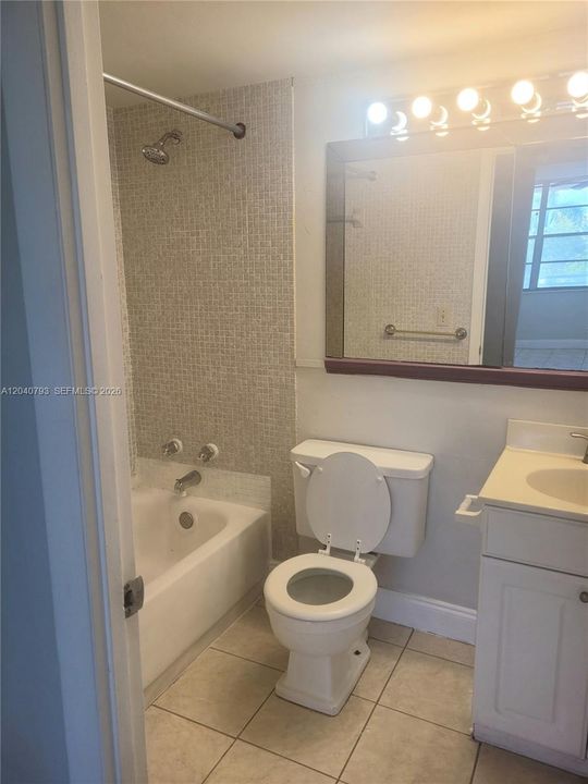 For Rent: $1,500 (1 beds, 1 baths, 790 Square Feet)