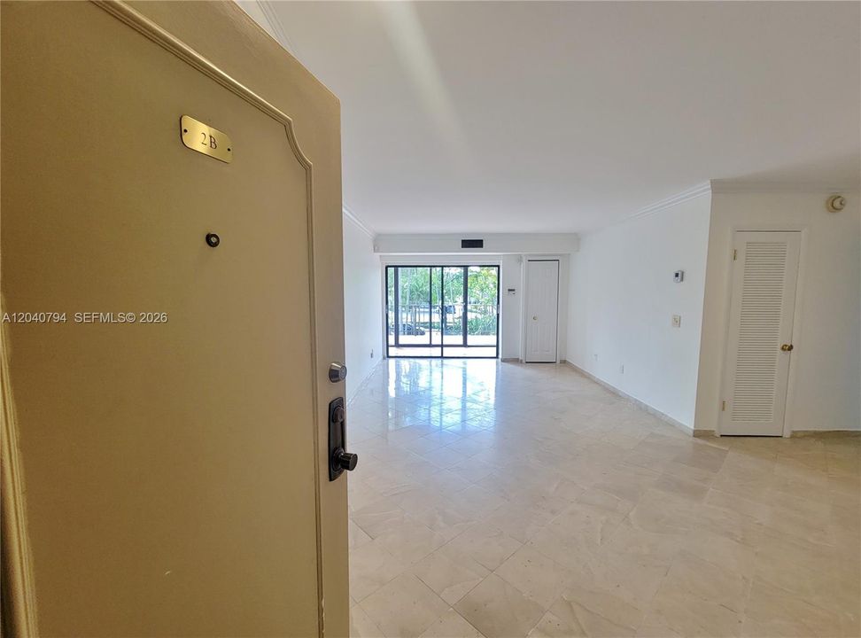 В аренду: $3,350 (1 спален, 1 ванн, 744 Квадратных фут)