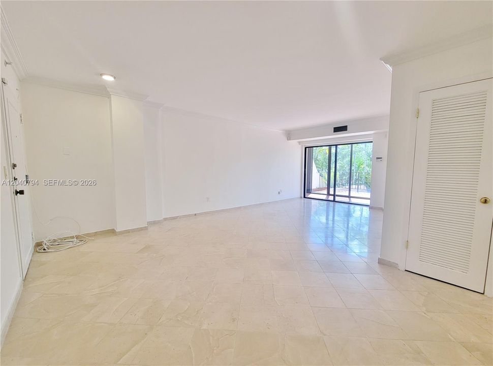 В аренду: $3,350 (1 спален, 1 ванн, 744 Квадратных фут)