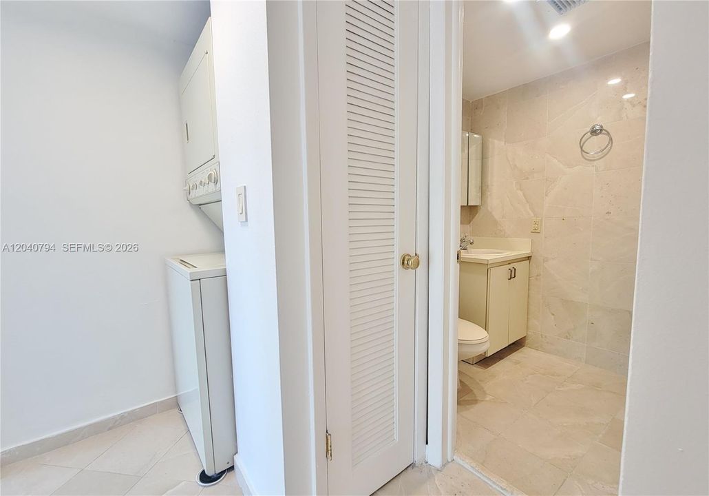 В аренду: $3,350 (1 спален, 1 ванн, 744 Квадратных фут)