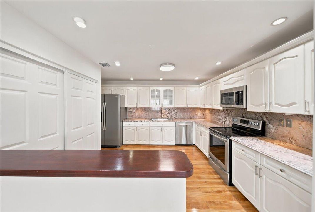 09 D Kitchen 2-1O3A1834