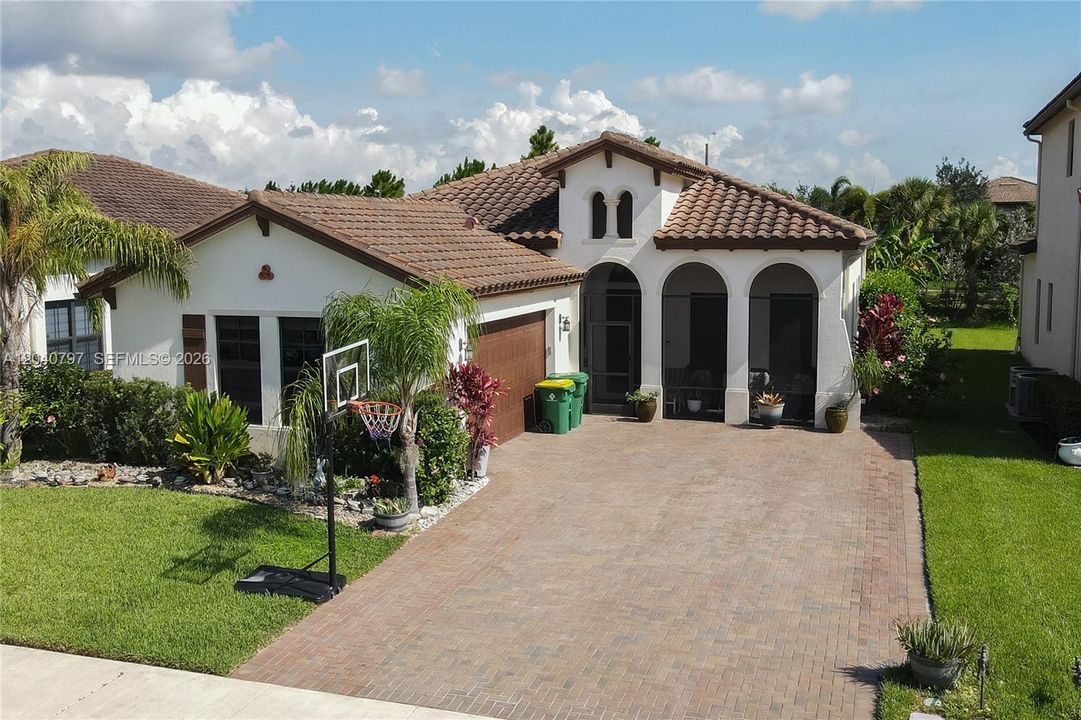 На продажу: $490,999 (4 спален, 3 ванн, 0 Квадратных фут)